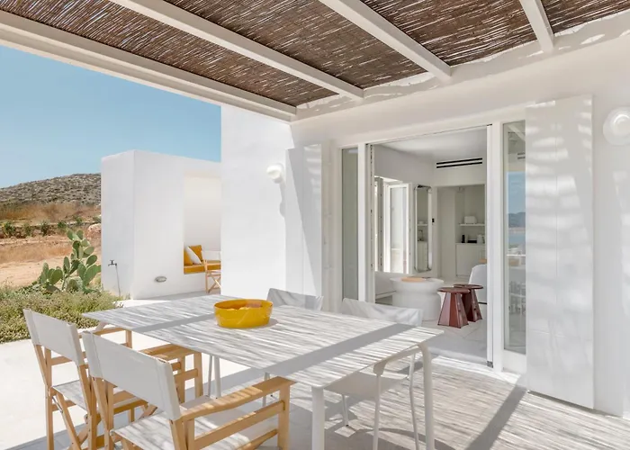 Twwo מלון דירות