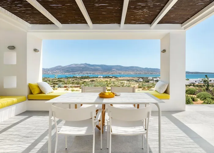 מלון דירות Twwo 4*